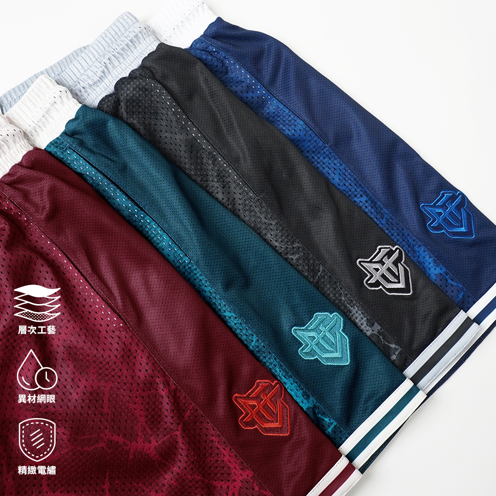 VOYAGE BSK Shorts / 啟航籃球褲 勳章紅